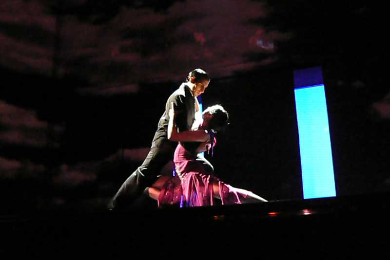 30 Ballerini di Tango